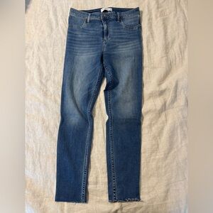 Abercrombie and Fitch high rise Jean leggings 29 / 8 short